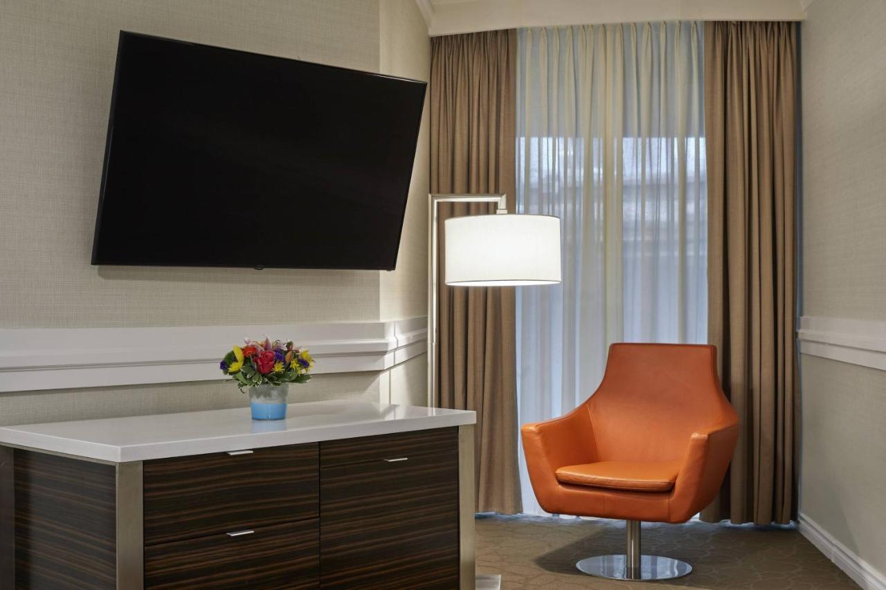 เดลต้า โฮเต็ล บาย แมริออท เอดมันตัน เซ็นเตอร์ สวีท Hotel ภายนอก รูปภาพ