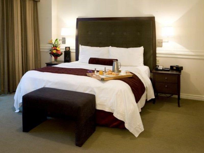 เดลต้า โฮเต็ล บาย แมริออท เอดมันตัน เซ็นเตอร์ สวีท Hotel ภายนอก รูปภาพ